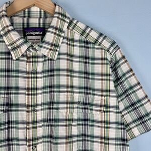 Patagonia El Ray Shirt Mens Large Snap Front Plaid Lightweight Short Sleeve FLAW